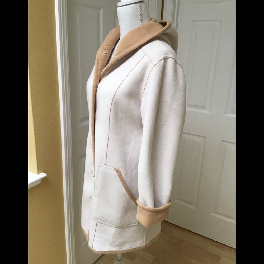 Susan Graver Ivory Polar Fleece Coat & Camel Trim. - Picture 6 of 9